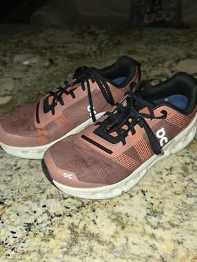 On Running Women's Cloudnova Rust with Black and White